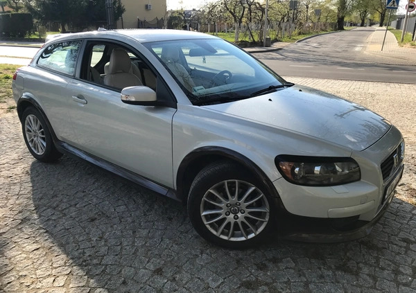 Volvo C30 cena 15000 przebieg: 239000, rok produkcji 2008 z Warszawa małe 46